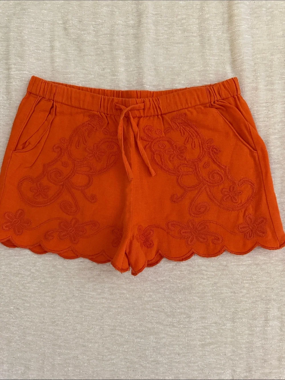 Girls' Scallop Hem Embroidered Drawstring Shorts - Orange